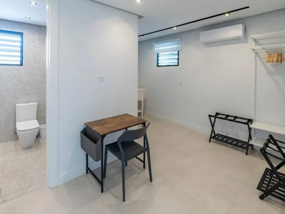 Emerald Haus 12Bd 6Bath Sleeps 26 People 圣胡安 0*,  波多黎各